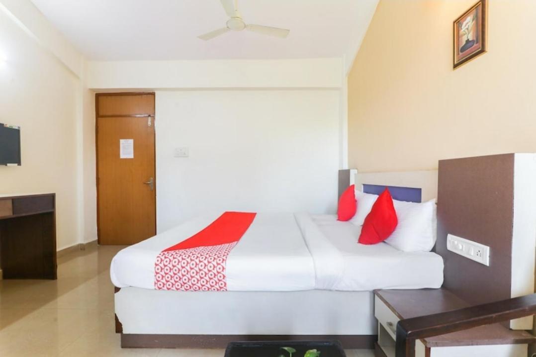 Hotel City Garden Madgaon Exterior photo